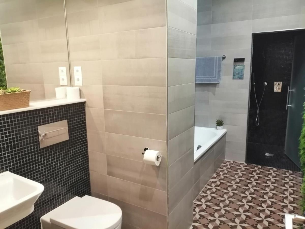 A&N Collector Apartment Малага Екстериор снимка